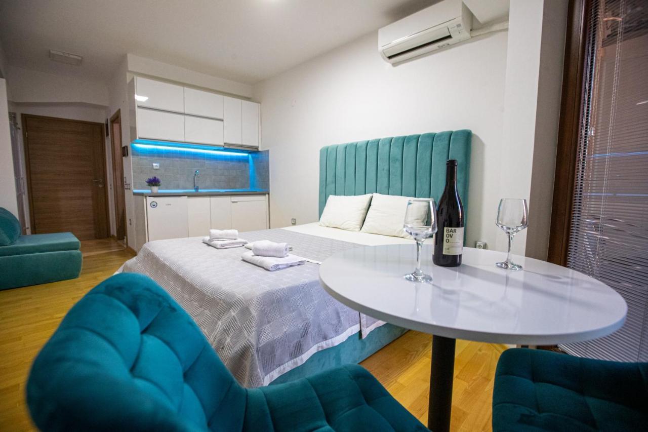 Park Queens Apartments โอครีด ภายนอก รูปภาพ