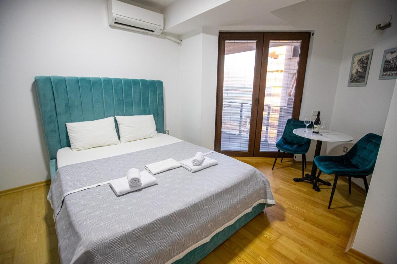 Park Queens Apartments โอครีด ภายนอก รูปภาพ