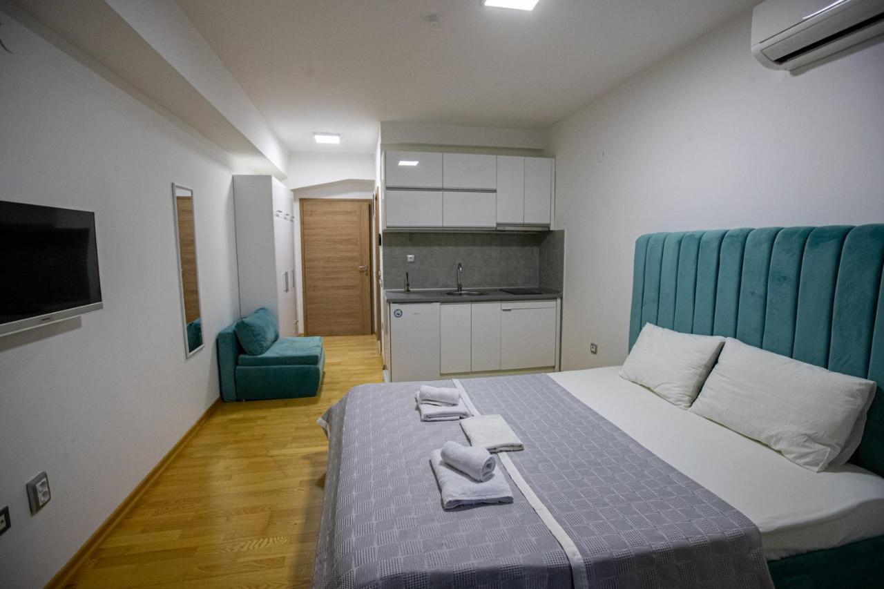Park Queens Apartments โอครีด ภายนอก รูปภาพ