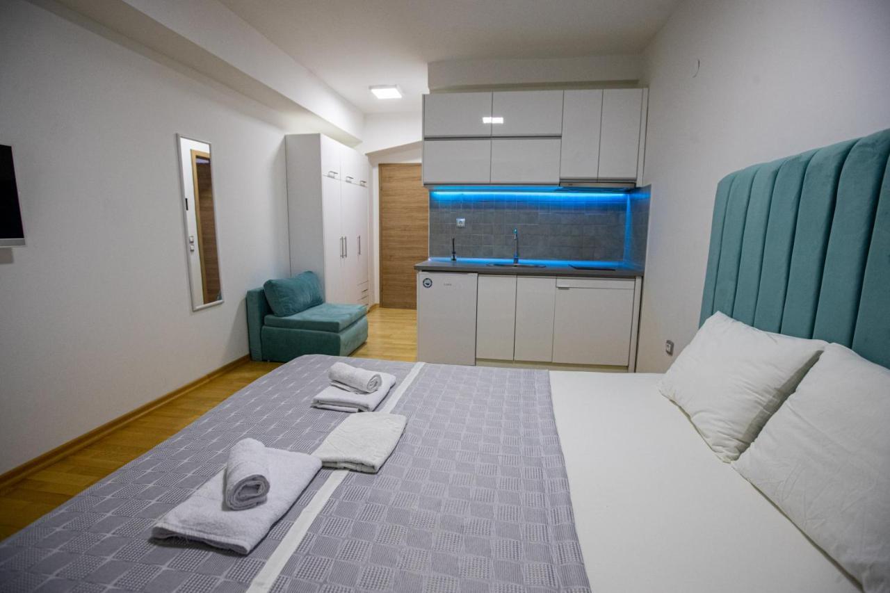 Park Queens Apartments โอครีด ภายนอก รูปภาพ